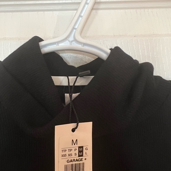 Garage Long-sleeve, high neck, Black Crop top (M) Brand new - Picture 3 of 3